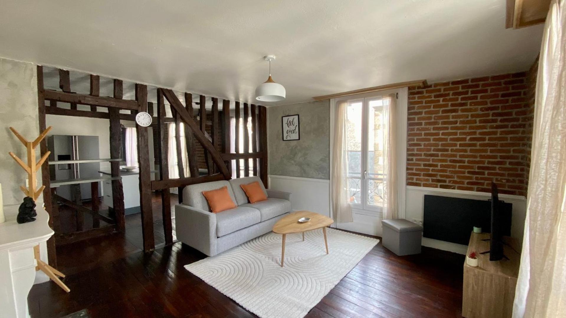 Appartement Prime Location In For 6p Rennes