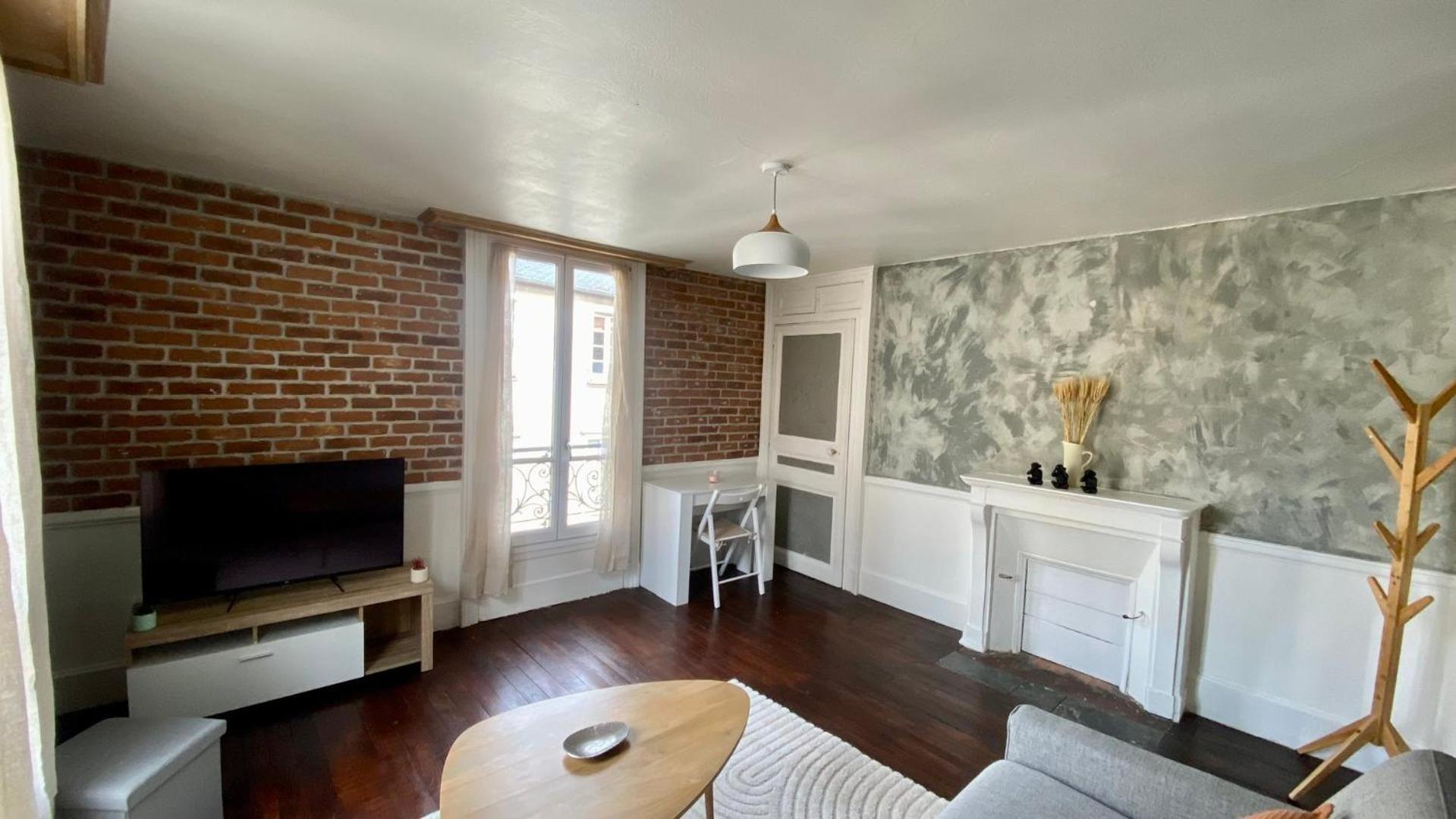 Appartement Prime Location In For 6p Rennes
